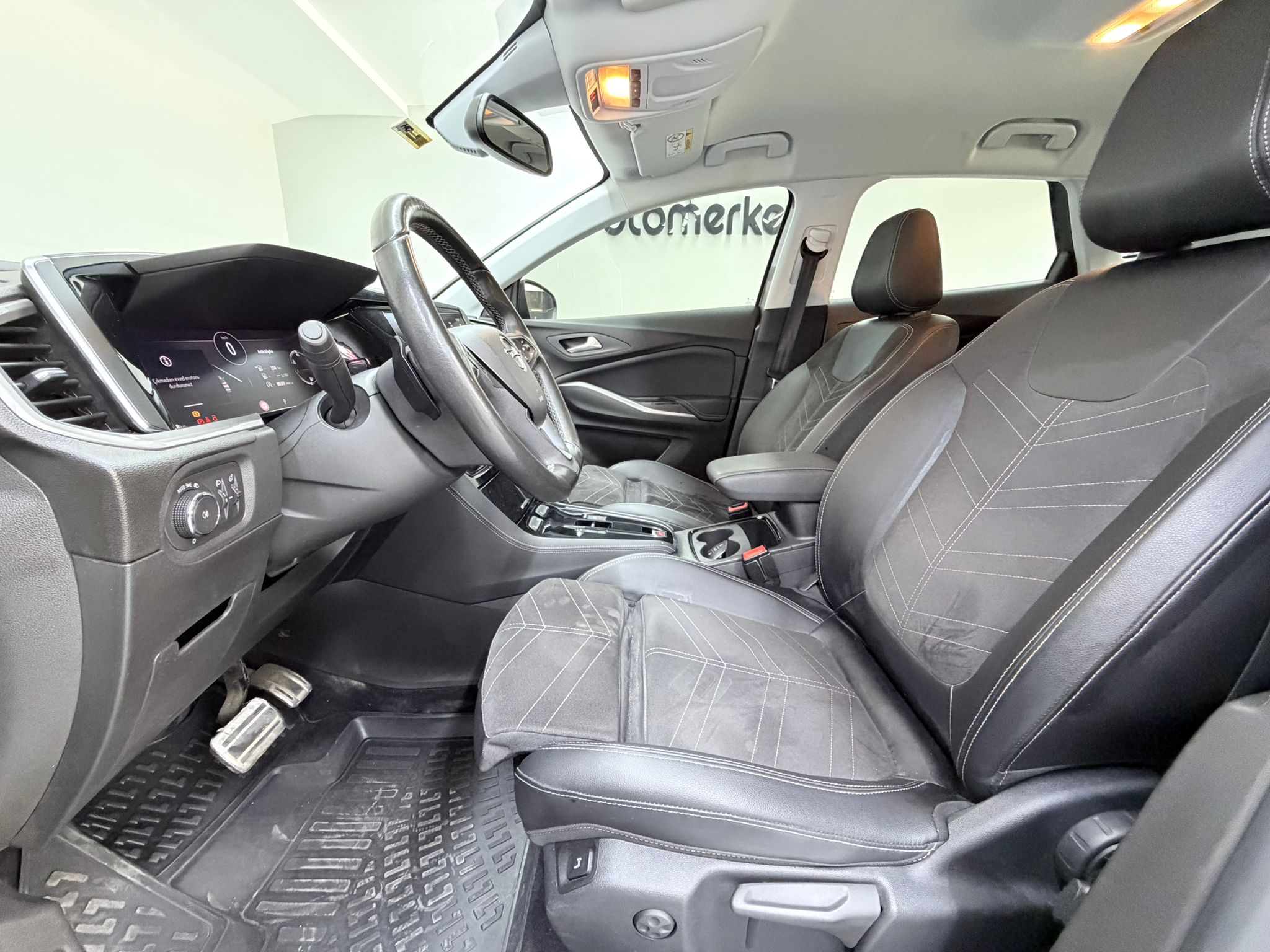 OPEL GRANDLAND 27